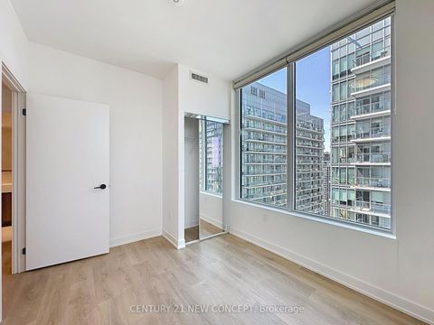 Photo 18 at 3204 - 117 Broadway Avenue, Mount Pleasant West, Toronto
