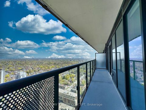 Photo 22 at 3204 - 117 Broadway Avenue, Mount Pleasant West, Toronto