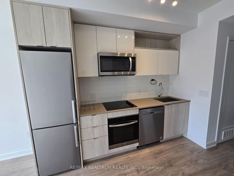 Photo 6 at 808 - 70 Princess Street, Moss Park, Toronto