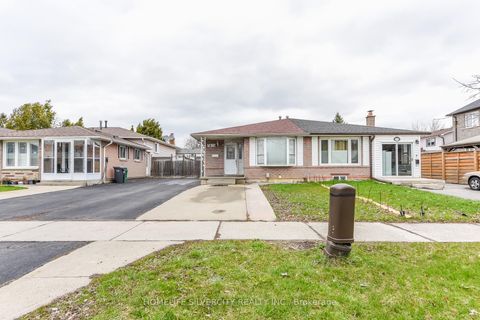 Photo 1 at 7816 Priory Crescent, Malton, Mississauga