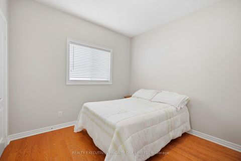 Photo 26 at 10 Bottero Drive, Rural Vaughan, Vaughan