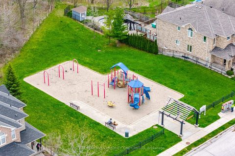Photo 42 at 10 Bottero Drive, Rural Vaughan, Vaughan