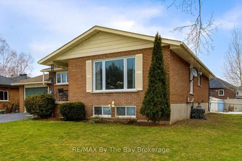 Photo 3 at 229 Datas Drive E, Stayner, Clearview