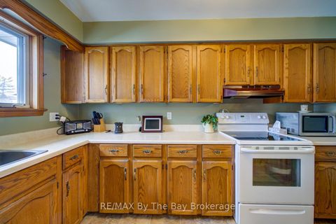 Photo 7 at 229 Datas Drive E, Stayner, Clearview