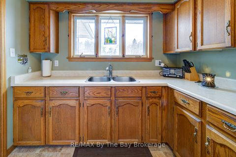 Photo 9 at 229 Datas Drive E, Stayner, Clearview