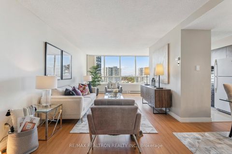 Photo 4 at 1503 - 150 Alton Towers Circle, Milliken, Toronto