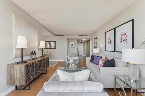 Photo 6 at 1503 - 150 Alton Towers Circle, Milliken, Toronto