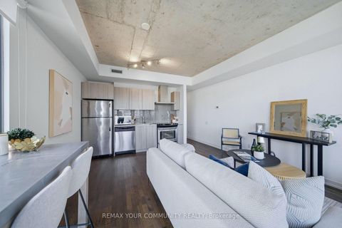 Photo 6 at 1307 - 95 Bathurst Street, Waterfront Communities C1, Toronto
