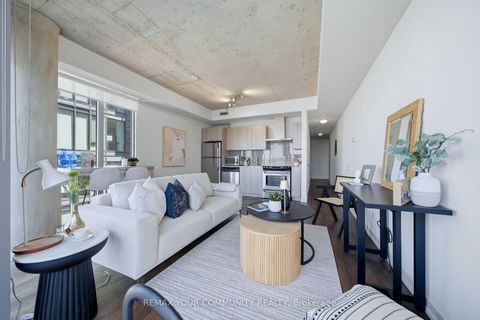 Photo 10 at 1307 - 95 Bathurst Street, Waterfront Communities C1, Toronto