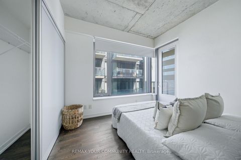 Photo 11 at 1307 - 95 Bathurst Street, Waterfront Communities C1, Toronto