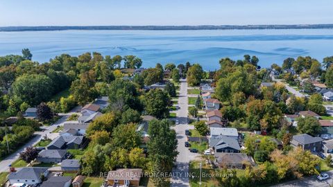 Photo 3 at 183 Beach Road, Keswick North, Georgina