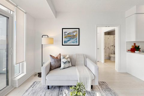 Photo 8 at 426 - 55 Ann O'Reilly Road, Henry Farm, Toronto