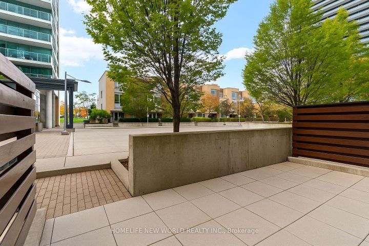 Photo 4 at Th2 - 19 Singer Court, Bayview Village, Toronto