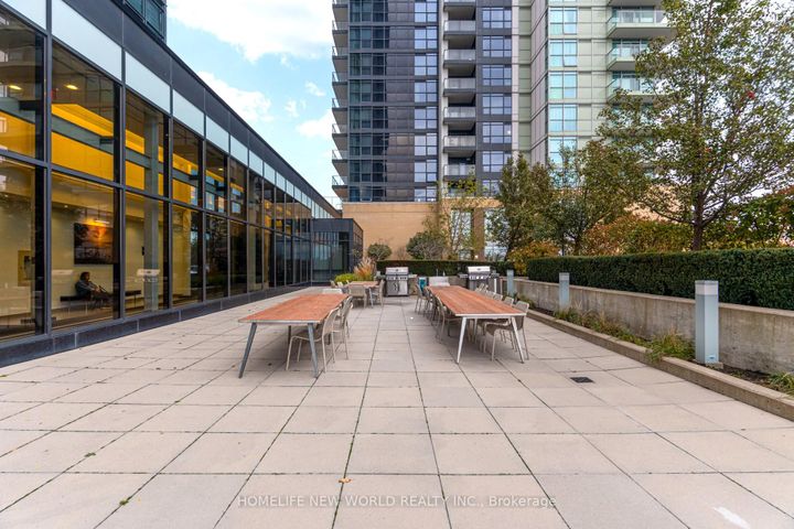 Photo 26 at Th2 - 19 Singer Court, Bayview Village, Toronto