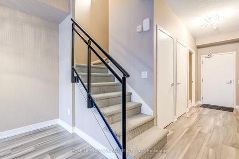Photo 14 at Th2 - 19 Singer Court, Bayview Village, Toronto
