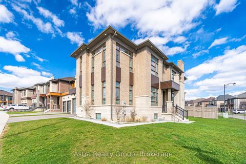 Photo 4 at 143 Ballantyne Boulevard, Vellore Village, Vaughan