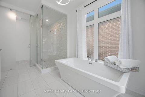 Photo 23 at 143 Ballantyne Boulevard, Vellore Village, Vaughan