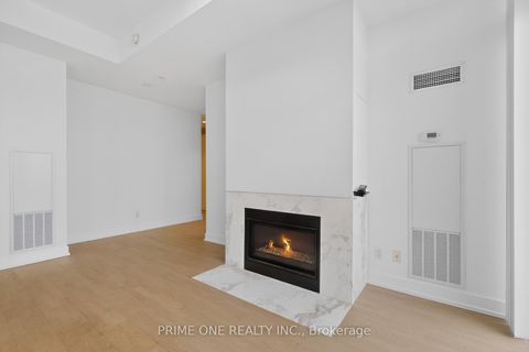 Photo 7 at 6113 - 7 Grenville Street, Bay Street Corridor, Toronto