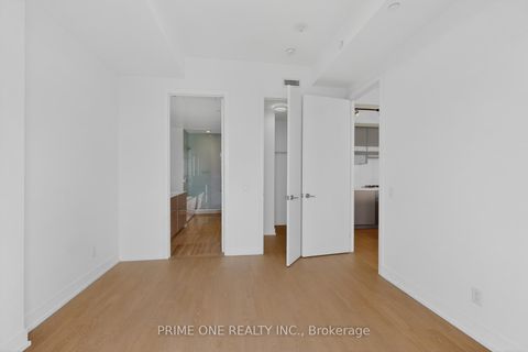 Photo 18 at 6113 - 7 Grenville Street, Bay Street Corridor, Toronto