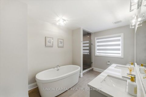 Photo 14 at 75 Bethpage Crescent, Glenway Estates, Newmarket