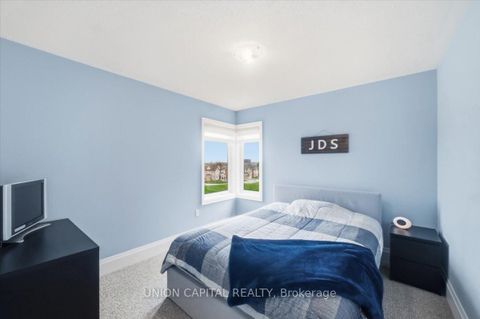 Photo 16 at 75 Bethpage Crescent, Glenway Estates, Newmarket
