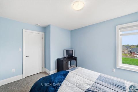 Photo 21 at 75 Bethpage Crescent, Glenway Estates, Newmarket