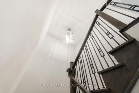 Photo 26 at 75 Bethpage Crescent, Glenway Estates, Newmarket