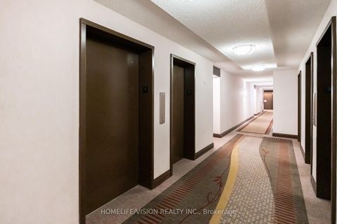 Photo 8 at 903 - 30 Greenfield Avenue, Willowdale East, Toronto