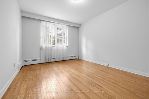 Photo 9 at 3867 Bathurst Street, Westgate, Toronto