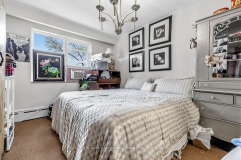 Photo 15 at 3867 Bathurst Street, Westgate, Toronto