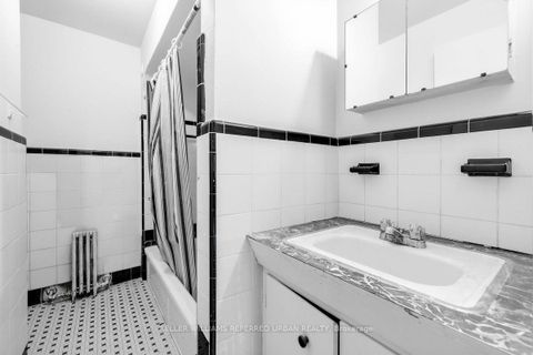 Photo 23 at 3867 Bathurst Street, Westgate, Toronto
