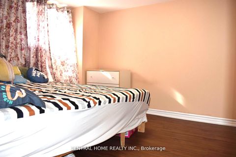 Photo 18 at 59 Blaney Crescent, Jane Heights, Toronto
