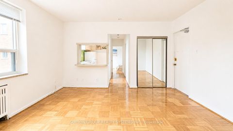 Photo 6 at 315 - 2000 Bloor Street W, High Park North, Toronto