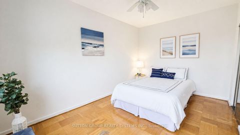Photo 11 at 315 - 2000 Bloor Street W, High Park North, Toronto