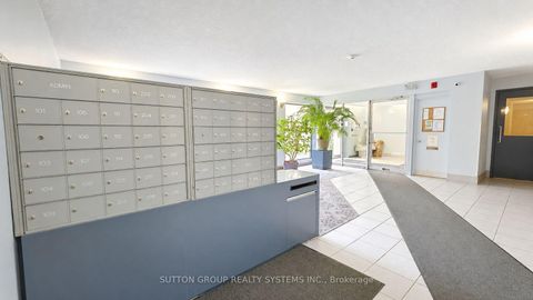 Photo 18 at 315 - 2000 Bloor Street W, High Park North, Toronto