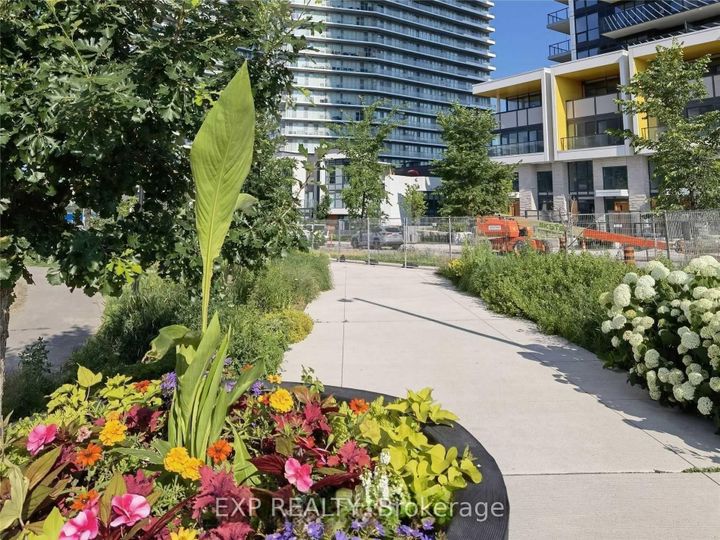 Photo 8 at 3105 - 115 Mcmahon Drive, Bayview Village, Toronto
