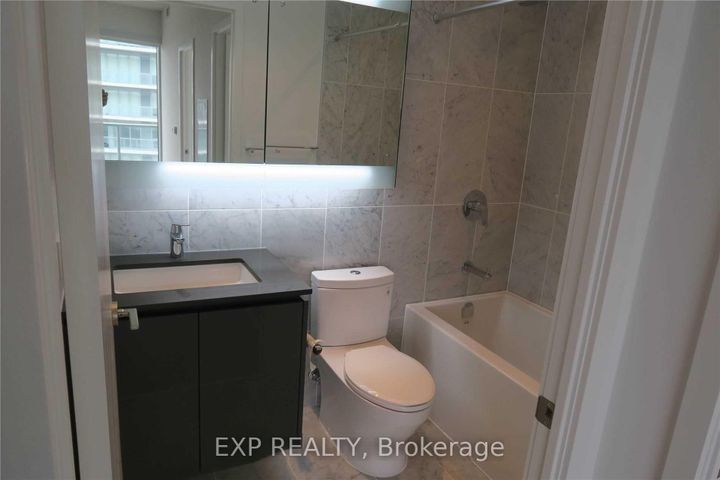 Photo 13 at 3105 - 115 Mcmahon Drive, Bayview Village, Toronto