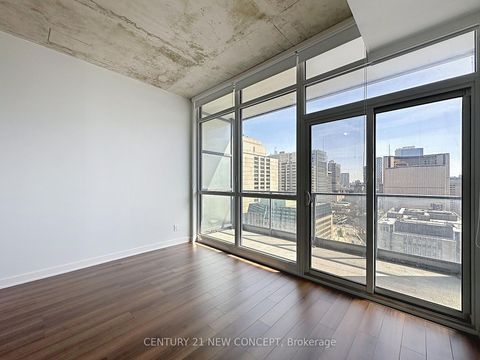 Photo 14 at 1909 - 210 Simcoe Street, Chinatown, Toronto