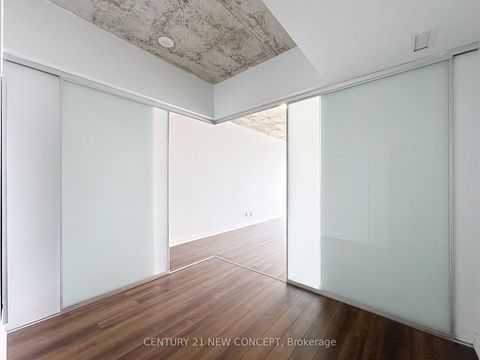 Photo 21 at 1909 - 210 Simcoe Street, Chinatown, Toronto