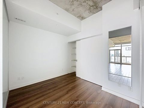 Photo 23 at 1909 - 210 Simcoe Street, Chinatown, Toronto