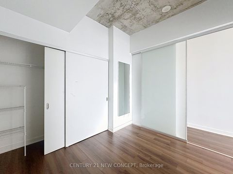 Photo 24 at 1909 - 210 Simcoe Street, Chinatown, Toronto