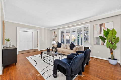 Photo 7 at 48 Bellbury Crescent, Don Valley Village, Toronto