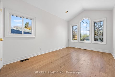 Photo 24 at 48 Bellbury Crescent, Don Valley Village, Toronto