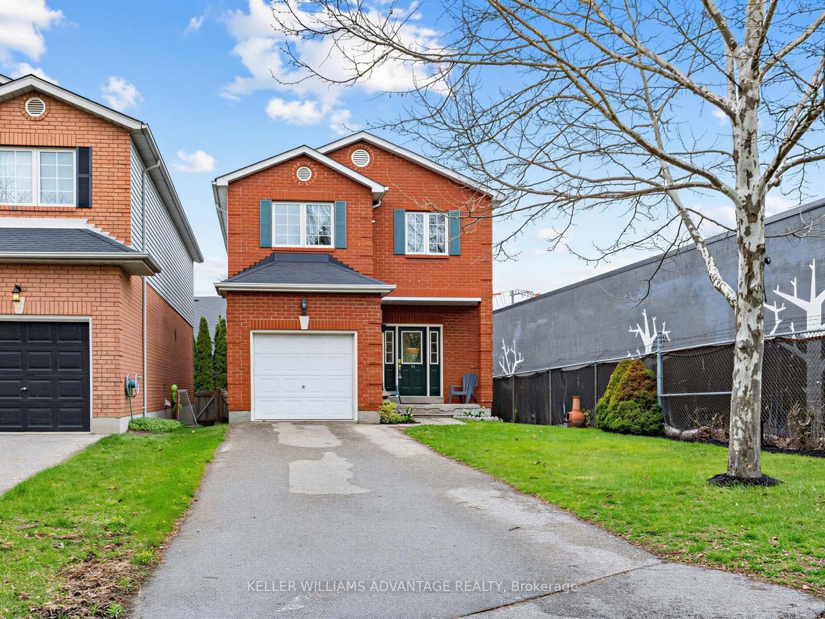 98 Coalport Drive, Cliffside, Toronto 