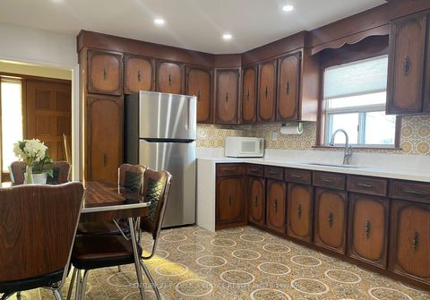 Photo 3 at 10 Rosewood Avenue, Queensway, Toronto