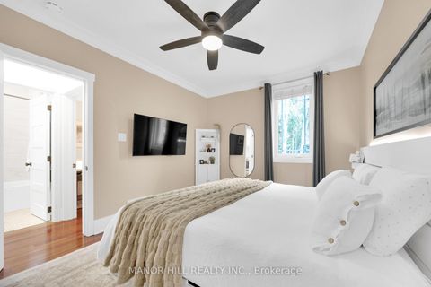 Photo 11 at 70 Bernice Crescent, Smythe, Toronto