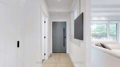Photo 1 at 136 Santa Barbara Road, Willowdale West, Toronto