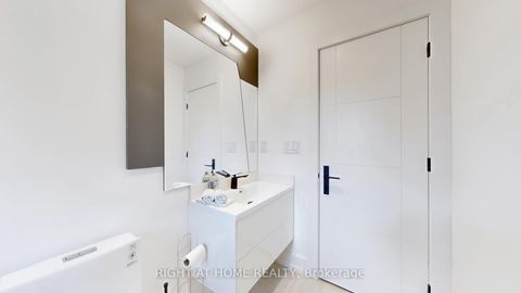 Photo 12 at 136 Santa Barbara Road, Willowdale West, Toronto