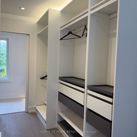 Photo 18 at 136 Santa Barbara Road, Willowdale West, Toronto