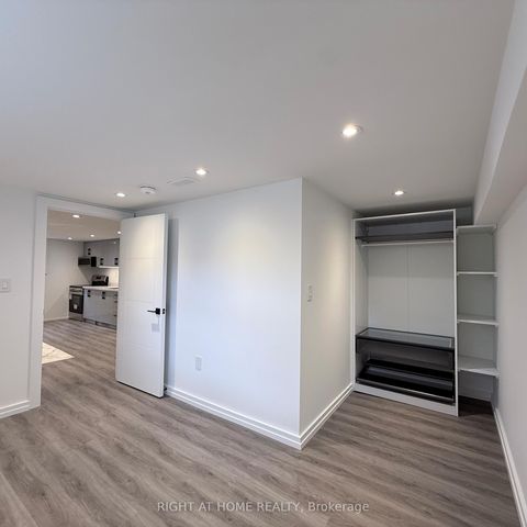 Photo 29 at 136 Santa Barbara Road, Willowdale West, Toronto